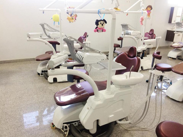 استكمال عيادات طب اسنان الاطفال والوقاية والتقويم