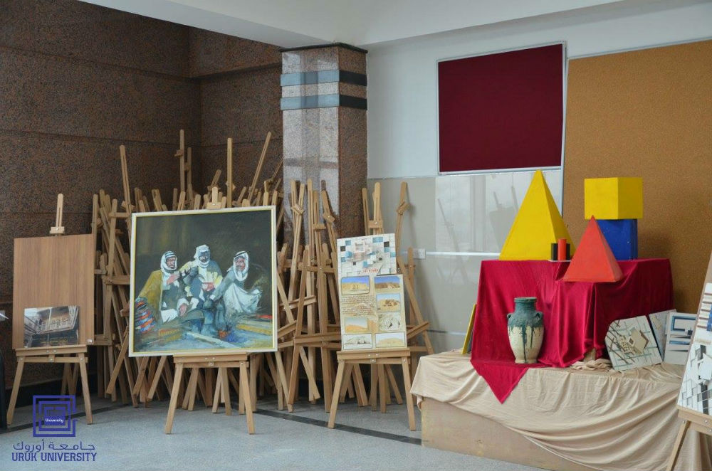 ورشة الرسم الحر / قسم الهندسة المعمارية 